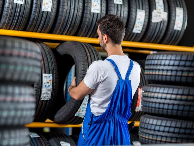 Üçyol Oto Lastikçi